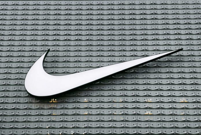 Nike apparel sales-SportsLens.com