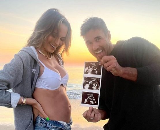 brooks koepka jenna sims pregnant