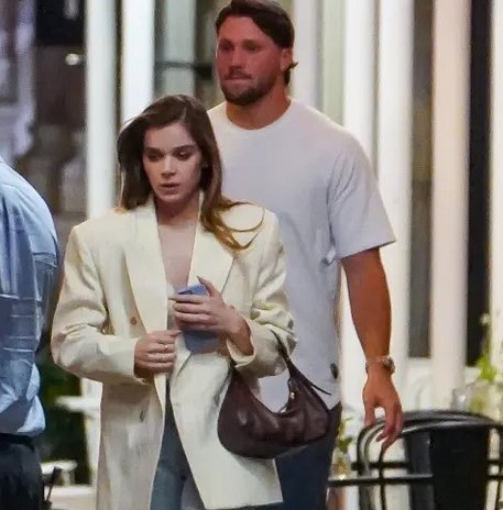 josh allen hailee steinfeld