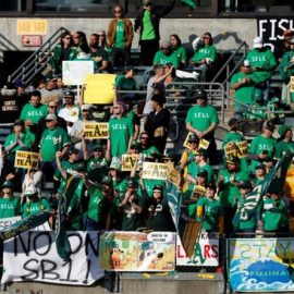 rsz 113379909 061323 kgo ap oakland as fans protest img