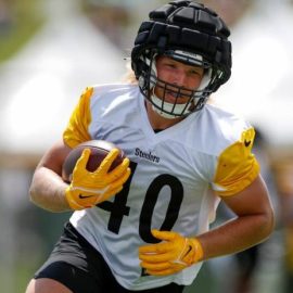 Monte Pottenbaum Steelers pic