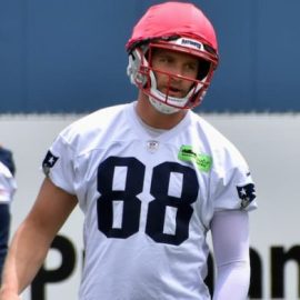 Mike Gesicki Patriots pic