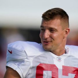 Rob Gronkowski pic