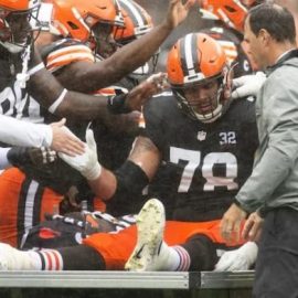 Jack Conklin Browns pic