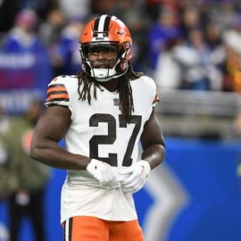 Kareem Hunt Browns pic