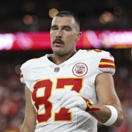 Travis Kelce Chiefs pic