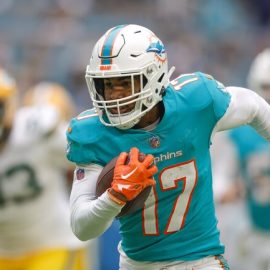rsz should i draft jaylen waddle dolphins wrs fantasy outlook in 2023