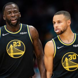 Draymond Green and Stephen Curry Warriors