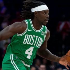 Jrue Holiday Celtics pic