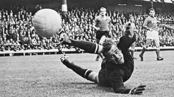 Lev Yashin Lev Yashin Is One Of The Oldest Players To Win The Ballon d'Or