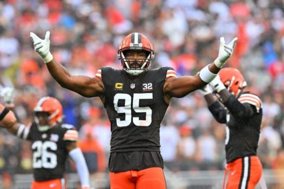 Myles Garrett Browns pic