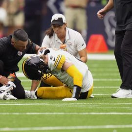 Steelers Texans Football 17 1696352939