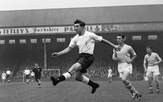 Bobby Smith Bobby Smith Has Played For Both Chelsea And Tottenham Hotspur