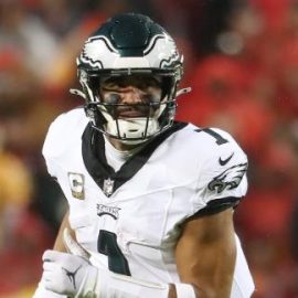 dm 231121 ffp jalenhurts