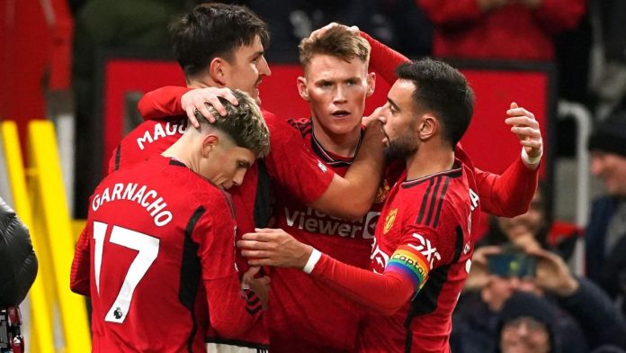 Manchester United Celebrating