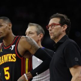 Dejounte Murray Hawks pic 2