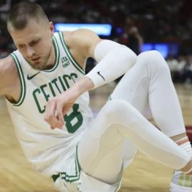 Kristaps Porzingis Celtics pic