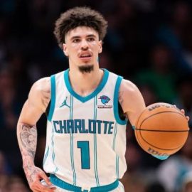 LaMelo Ball Hornets pic