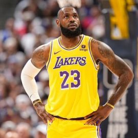 LeBron James Lakers pic