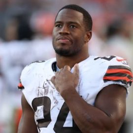 Nick Chubb Browns pic
