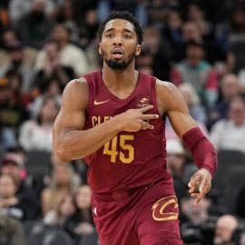 rsz donovan mitchell feb 3 2024
