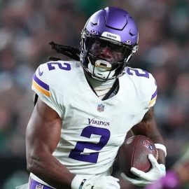 Alexander Mattison Vikings pic