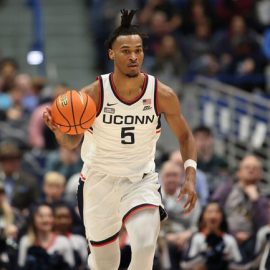 rsz 2023 11 11stonehillskyhawksuconnhuskiesmbb0260