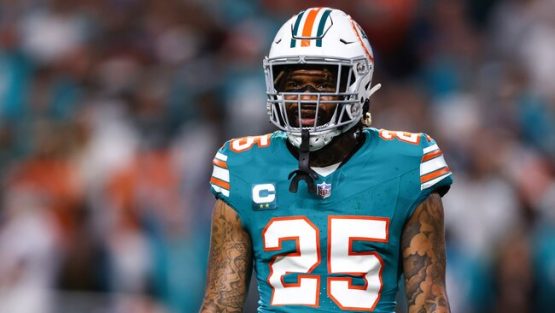 rsz dm 240223 nfl live xavien howard