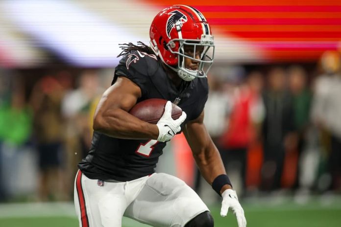Bijan Robinson Falcons pic