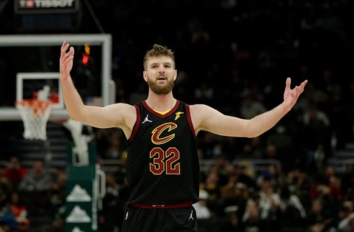 Dean Wade Cavs pic
