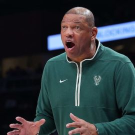 Doc Rivers Bucks pic
