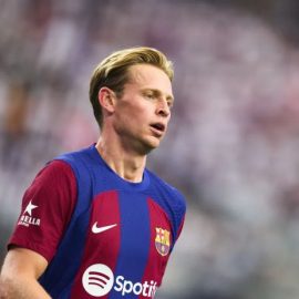 Barcelona Midfielder Frenkie De Jong