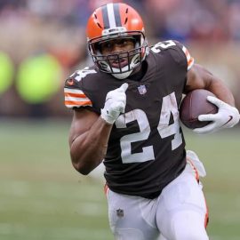 Nick Chubb Browns pic