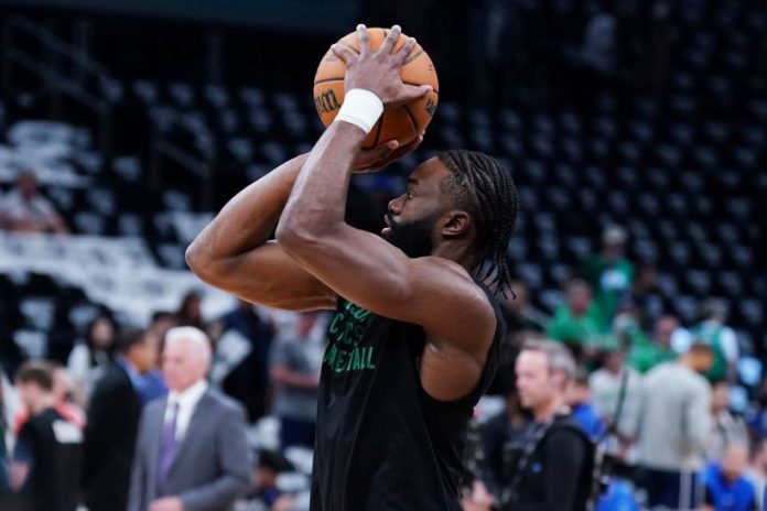 Jaylen Brown Celtics pic