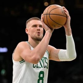 Kristaps Porzingis Celtics pic