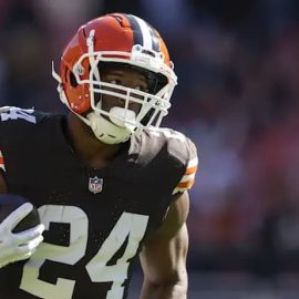 Nick Chubb Browns pic